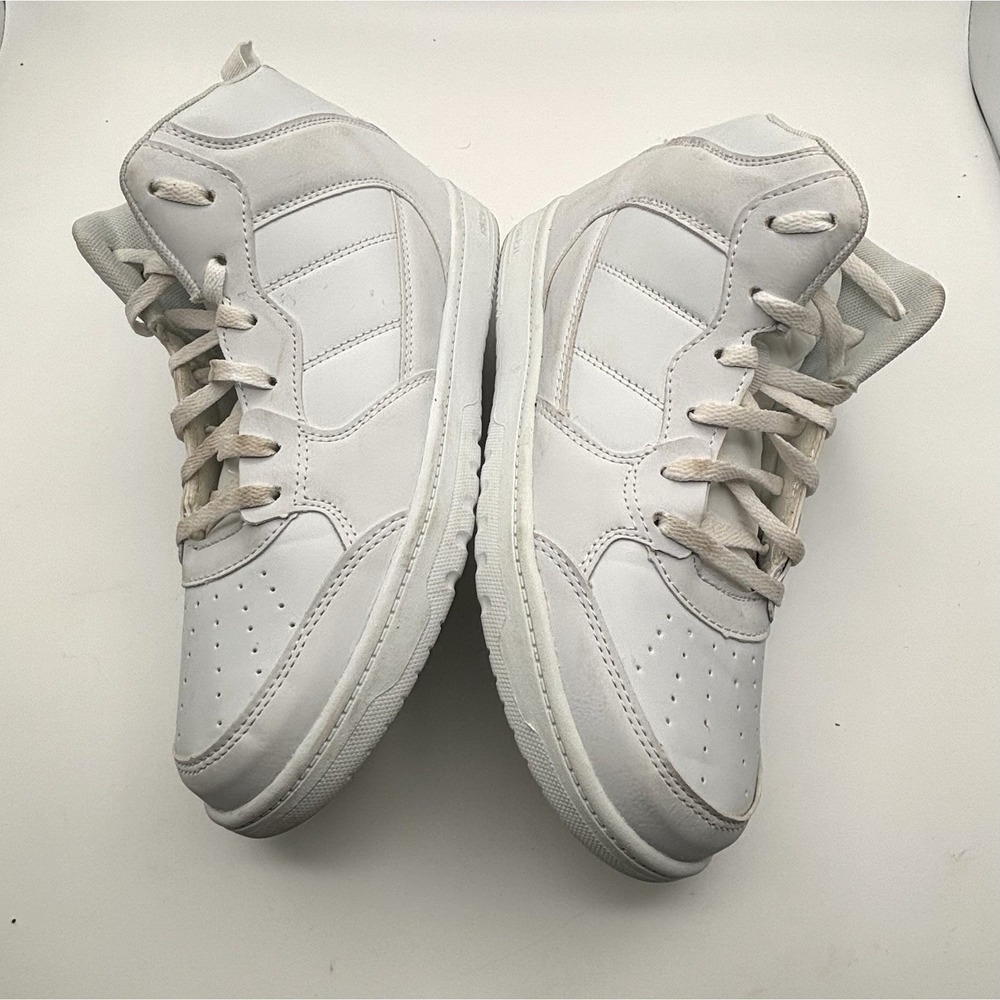 AND1 Shoes Womens 9 High Top Basketball Sneaker White Leather Lace Up Low Top - Picture 5 of 8